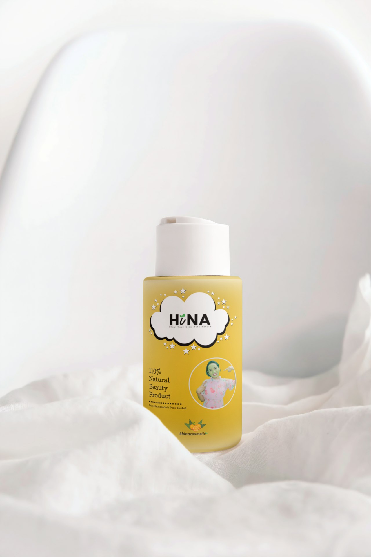 Olive drab green insulated bottle with flared screw lid and flat top.